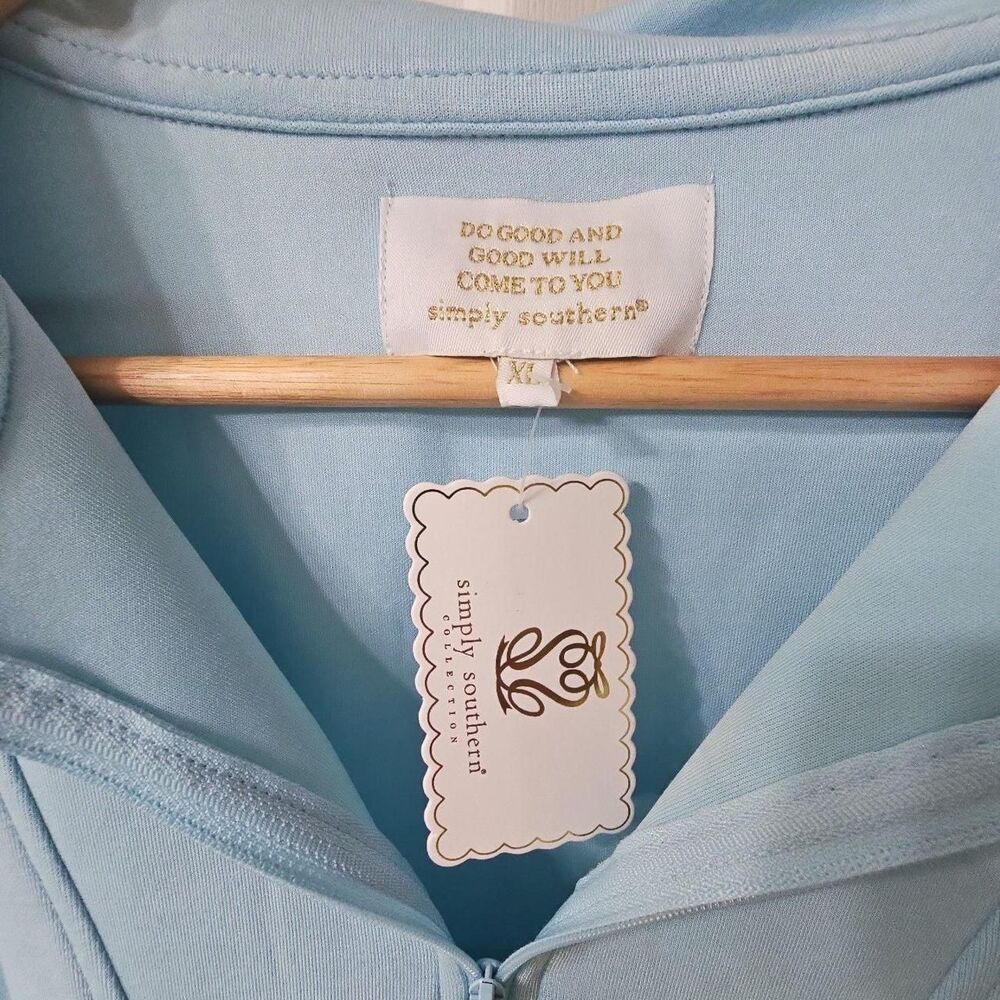 Unbranded Women's Sweatshirt - Picture 4 of 6